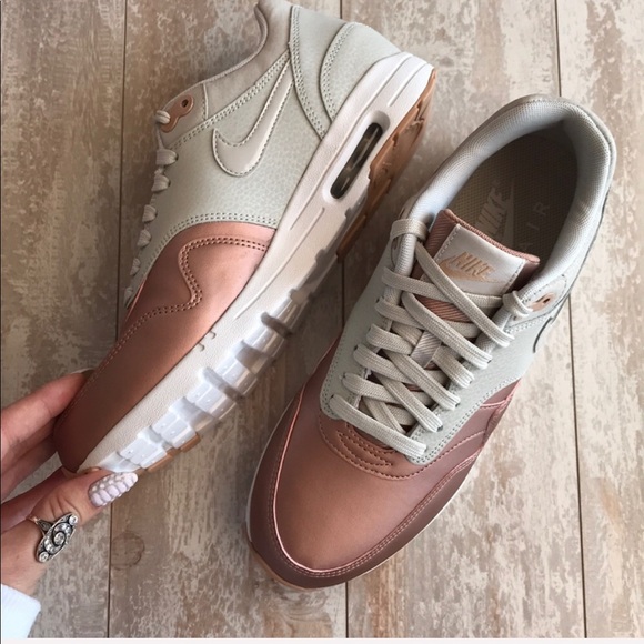 NWT Nike Air Max 1 Ultra SE rose Gold - Picture 5 of 7